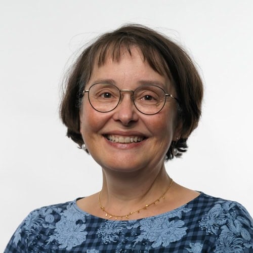 Heidi Nilsen headshot