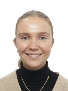 Ingeborg Hauge works as an adviser in the Department for Regional Policy at the Ministry of Local Government and Regional Development of Norway. The department is responsible for implementing the government’s regional and rural policy and plays a key coordinating role across sectors. Their aim is to ensure that national priorities and measures are aligned to create the best possible conditions for sustainable regional and local development.  Ingeborg helps coordinate the Norwegian government’s High North policy. While the ministry leads the domestic coordination of this policy area, the Ministry of Foreign Affairs is responsible for its international aspects. The High North presents complex, cross-sectoral challenges that extend beyond national borders. Addressing these requires close collaboration across ministries, levels of government, national borders and external stakeholders, as well as a nuanced understanding of both domestic priorities and international frameworks.